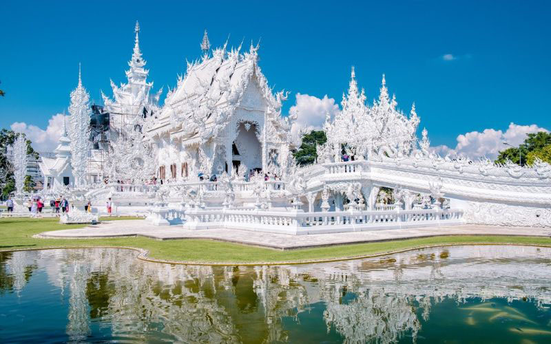 Wat Rong Khun - white temple thailand